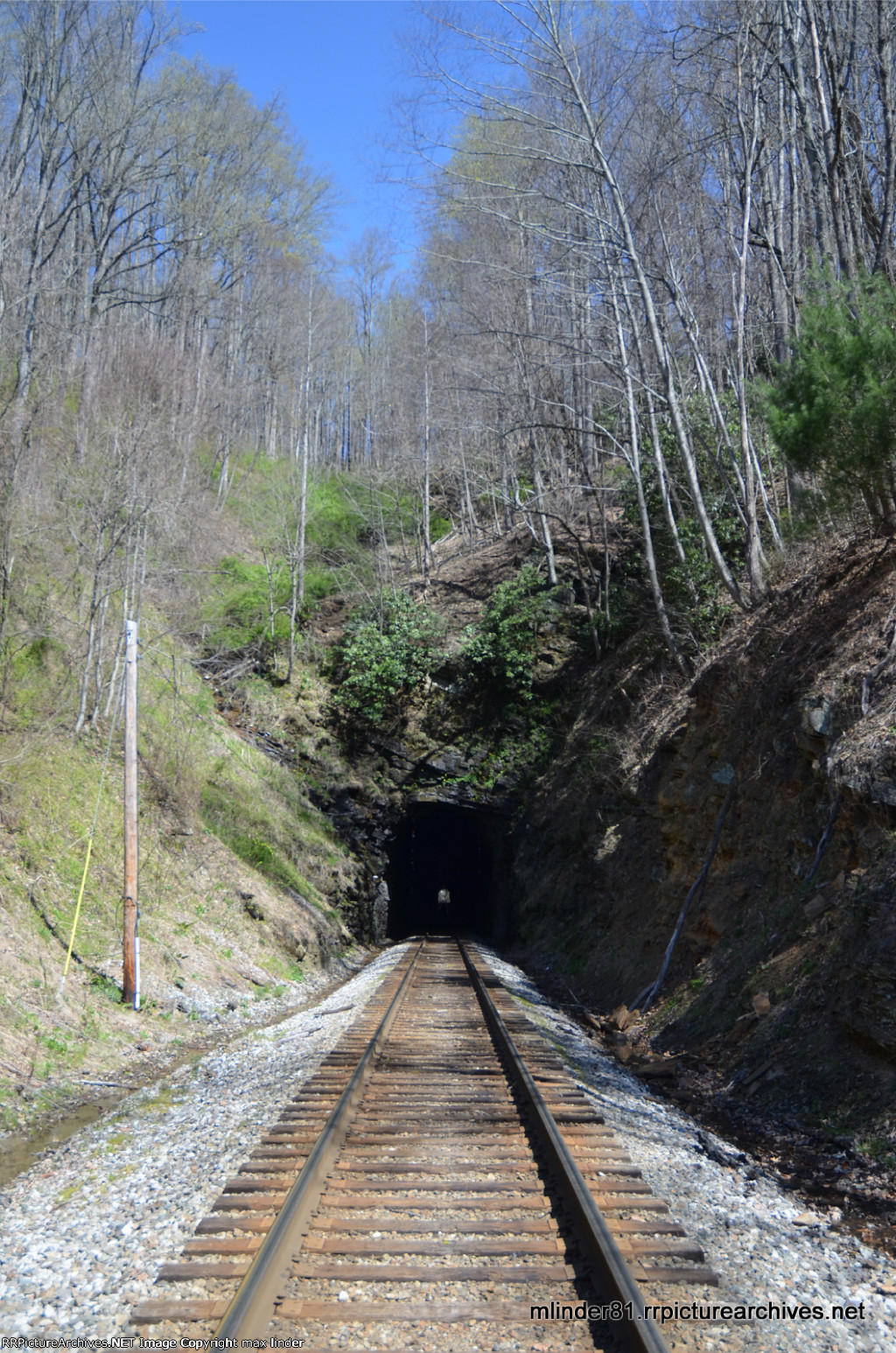 Ridge Tunnel 